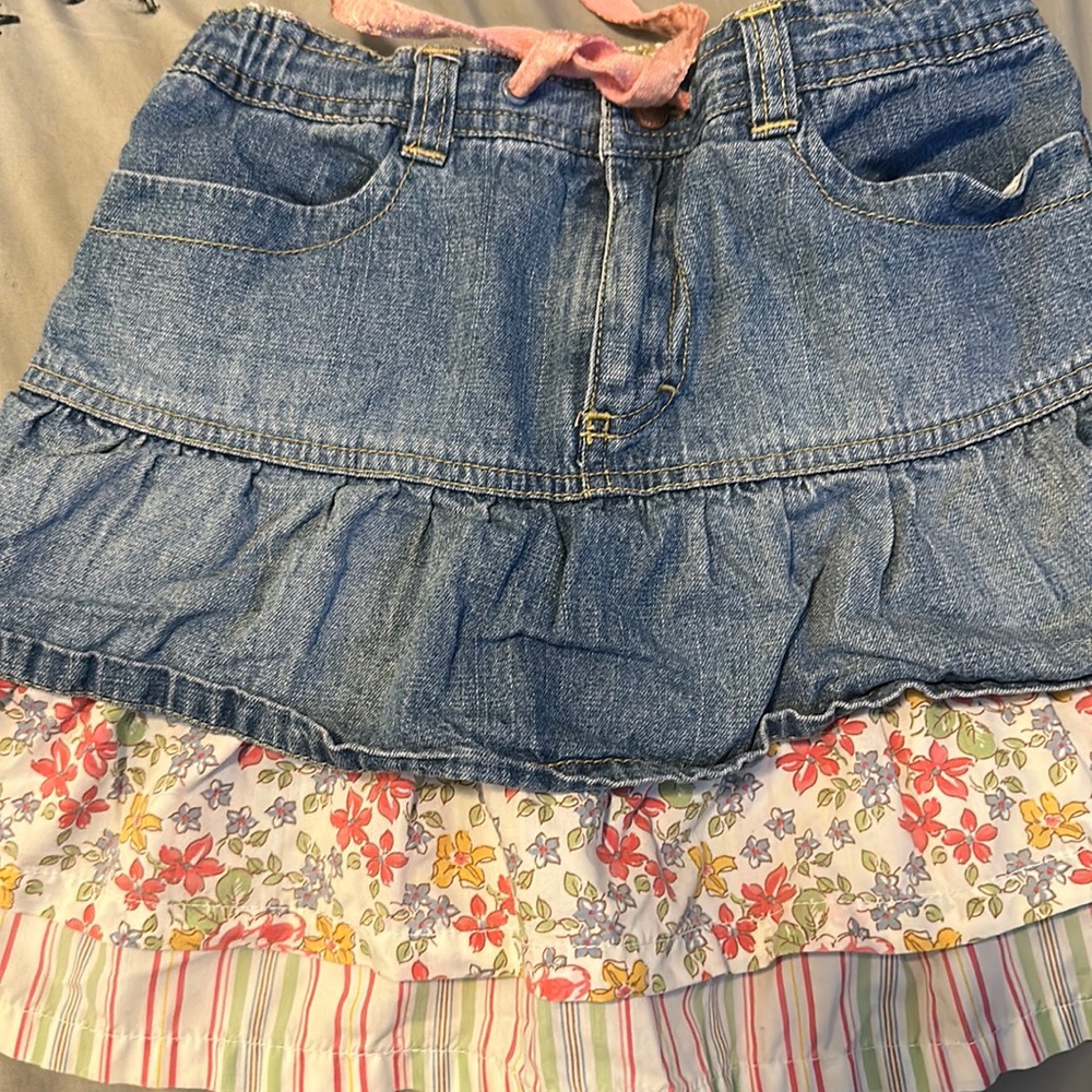 Girls Genuine Kids by Oshkosh jean skort. Size 10